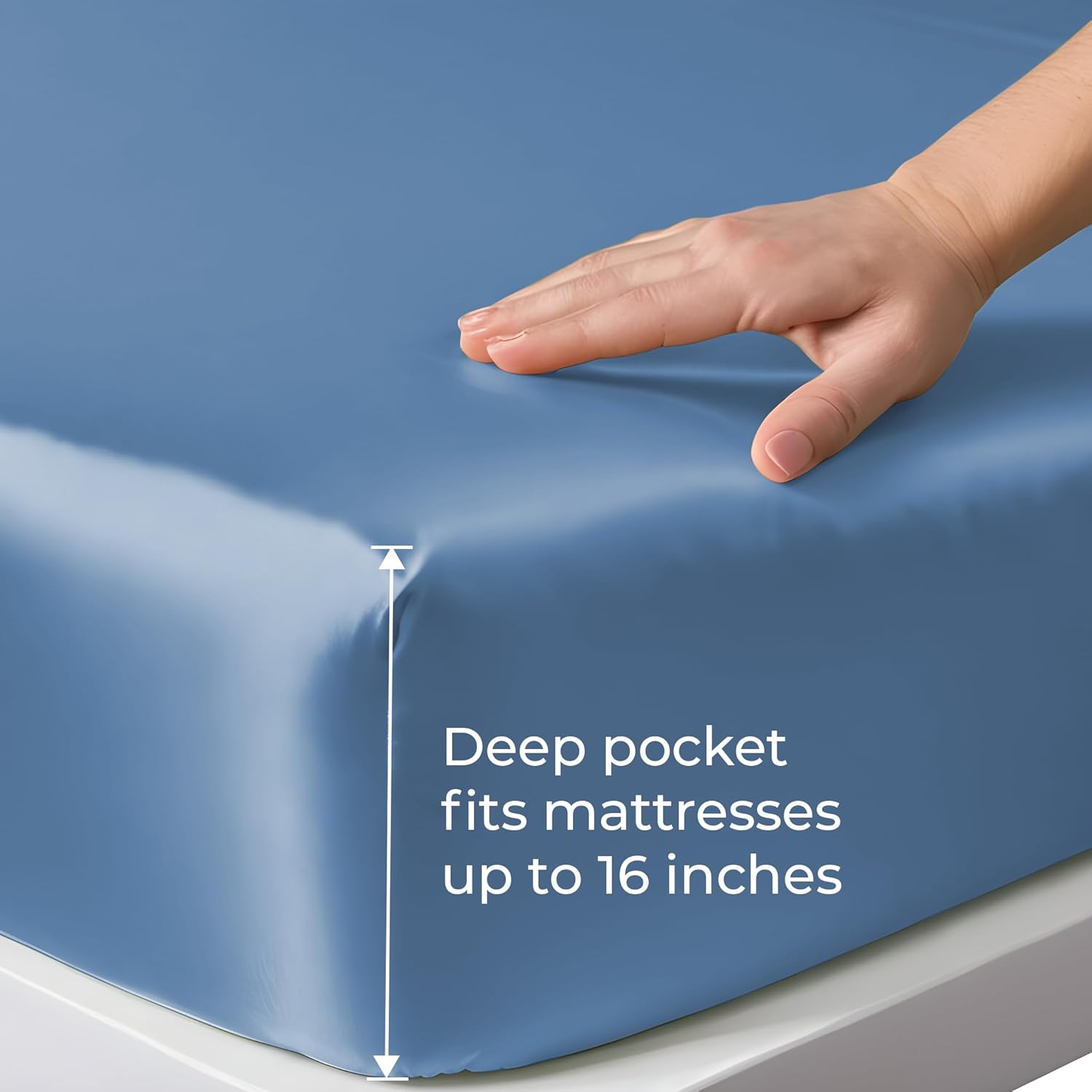 Double Fitted Sheet 140x190 cm, 100% Organic Bamboo Silk Bed Sheet for Double Size Bed, Up to 40 cm Deep Pocket Bottom Sheet, Soft, Cooling Hypoallergenic Bedding (Bahamas Blue)