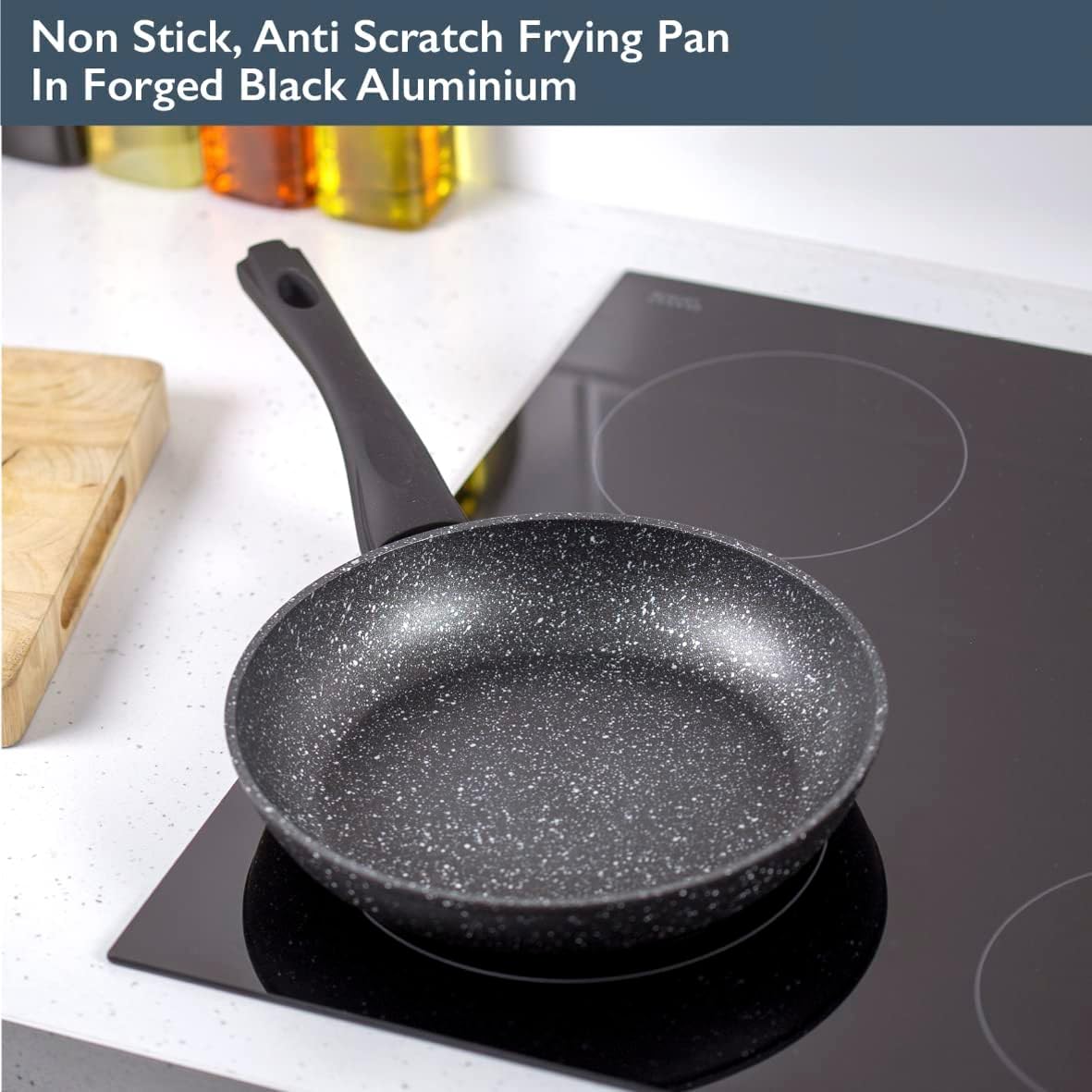 67080 Classic 28cm Frying Pan/Non-Stick Coating/Cool Touch Handle/Suitable for Induction, Electric and Gas Hobs/Black Colour