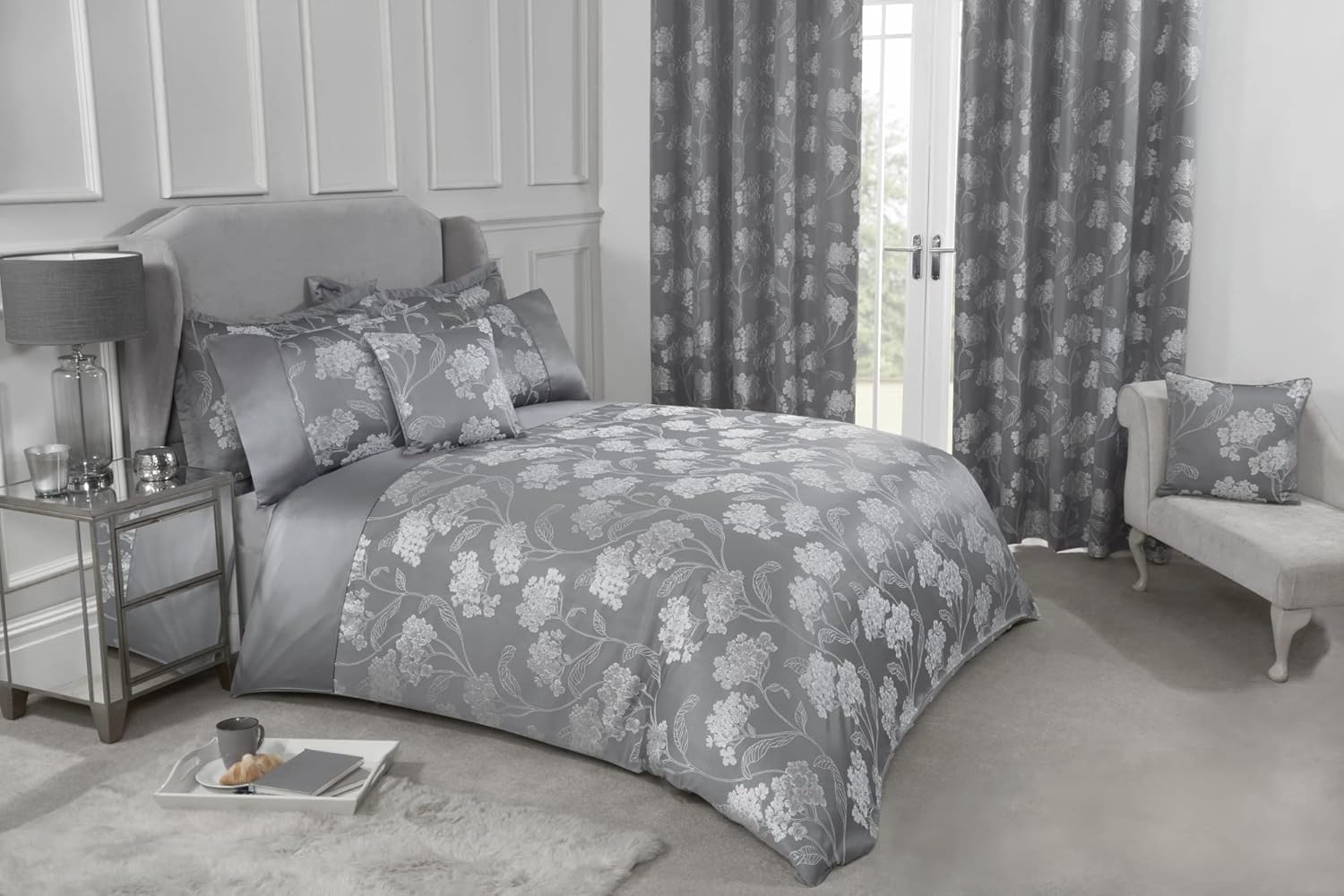 Emma Barclay Blossom - Embellished Jacquard Duvet Set in Silver - King Secondary image