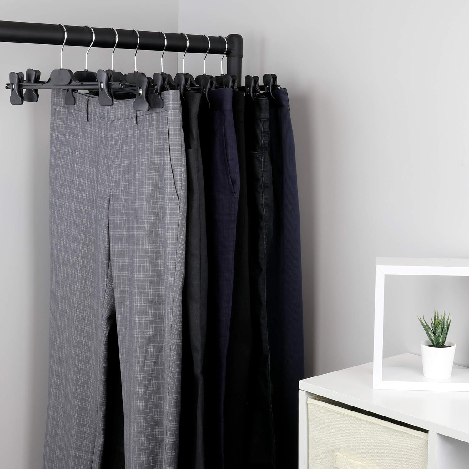 10 Black Plastic Trouser & Skirt Adjustable Clip Hangers – 35cm