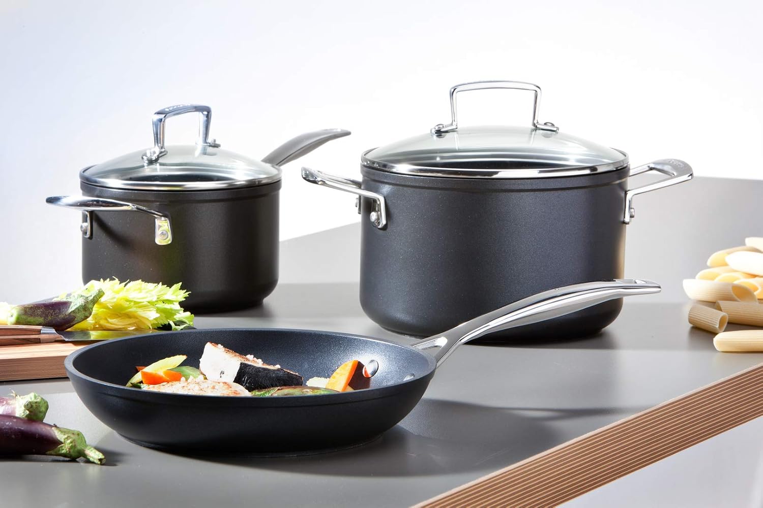 Toughened Non-Stick 20x4cm Frying Pan, Aluminium, 51112200010002, Black