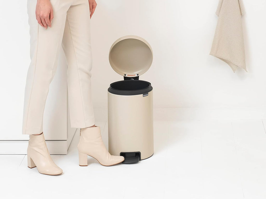 Brabantia - NewIcon Pedal Bin 12L - Medium Waste Bin for Kitchen or Bedroom - Soft Closing Lid - Light Pedal Operation - with Removable Inner Bucket - Non-Slip Base - Soft Beige - 25 x 34 x 41 cm
