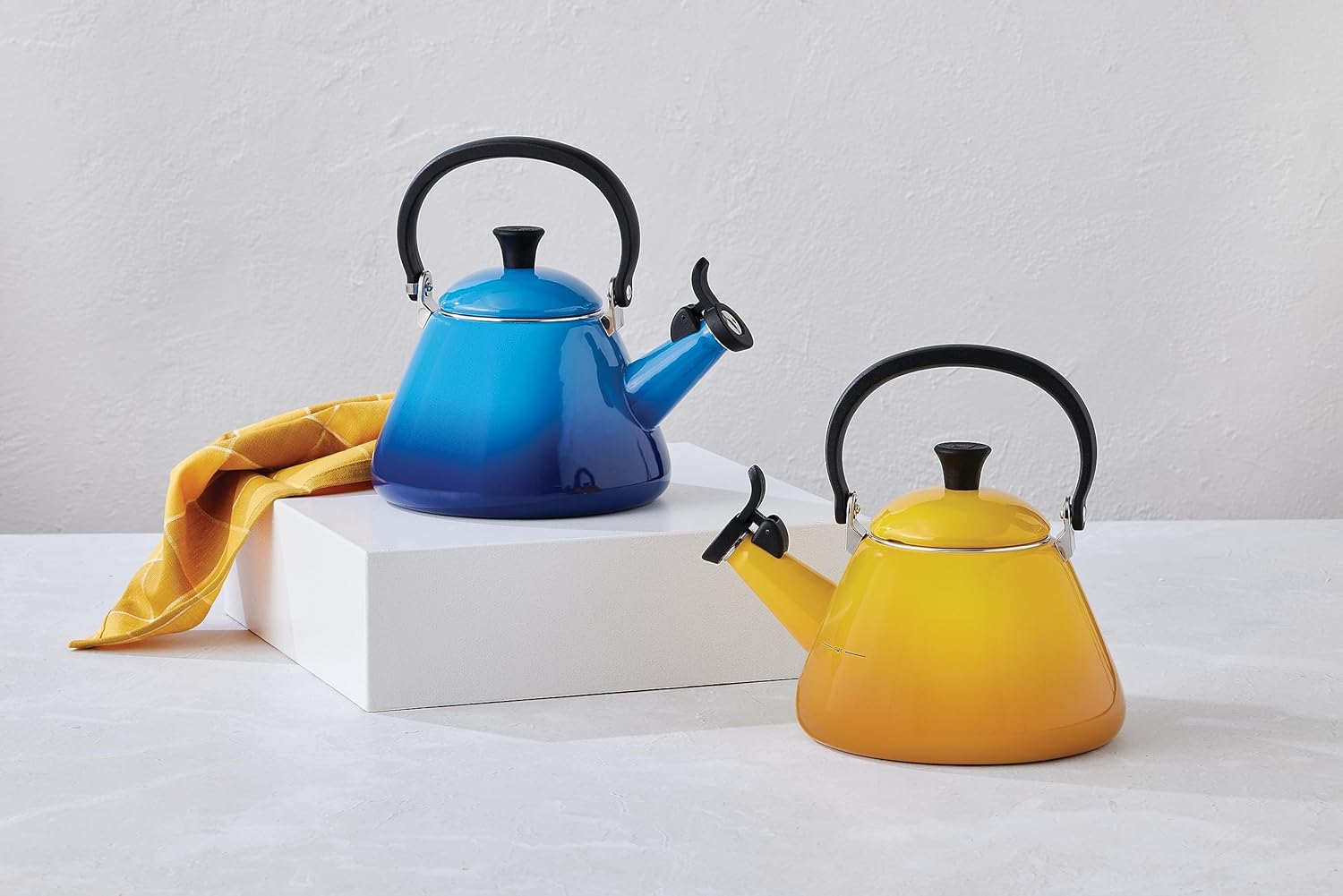 Kone Stove-Top Kettle with Whistle, Suitable for All Hob Types Including Induction, Enamelled Steel, Capacity, 1.6 L, Nectar, 40101026720000