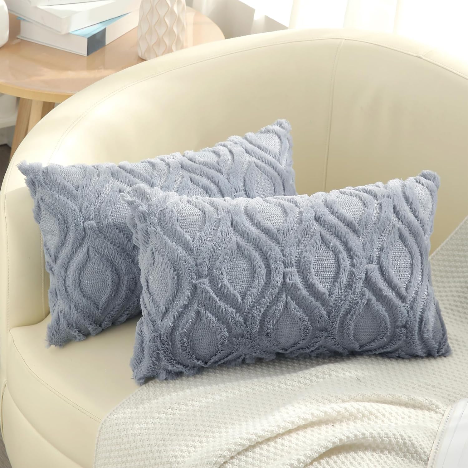 decorUhome Set of 2 Faux Fur Cushion Covers 30x50 cm, Decorative Soft Plush Fluffy Velvet Cushion Cover 12X20 Inch, Rectangle Boho Neutral Pillow Case for Sofa, Grey Main image