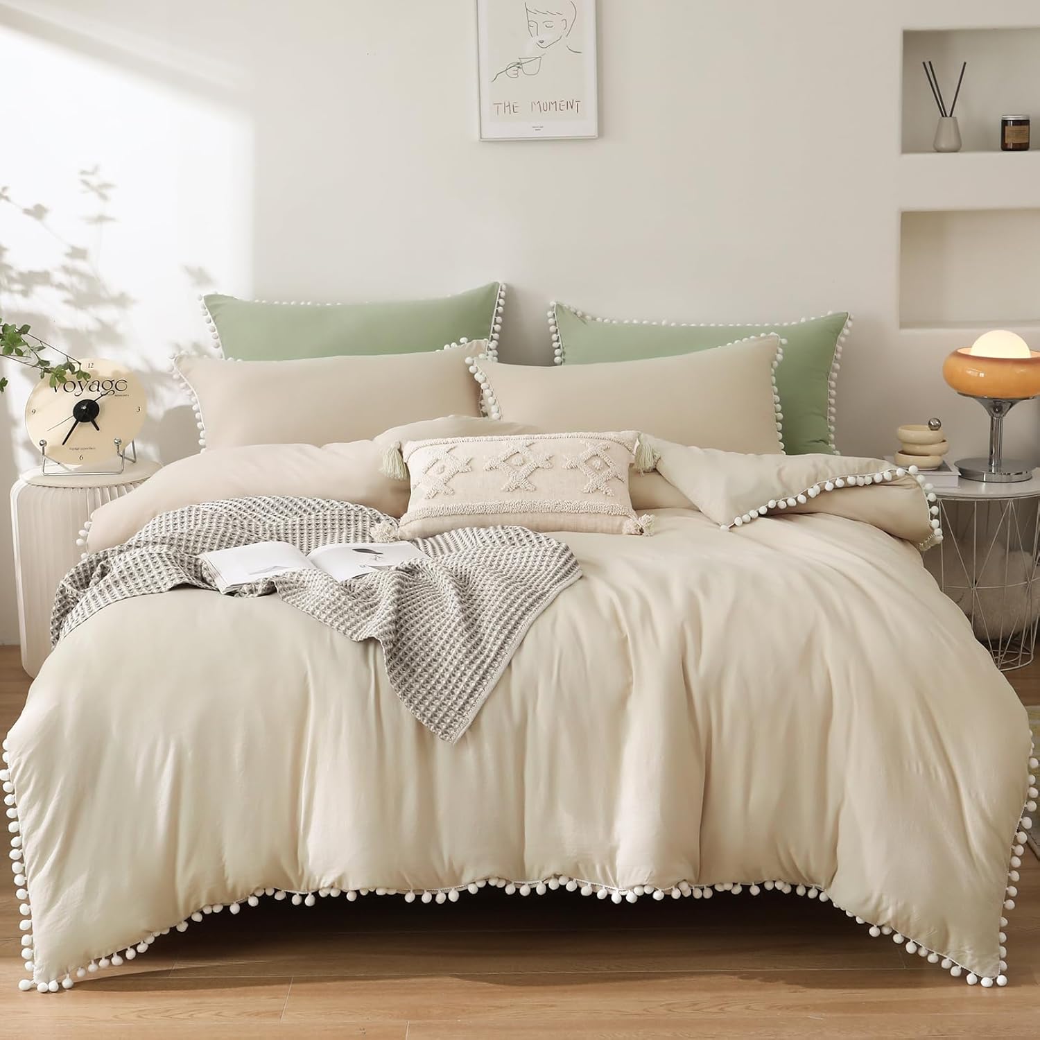 Beige and White Duvet Cover King Size Pom Pom Tassels Bedding Cover Soft Microfiber Bedding Set with Zipper Closure (220x230cm) Secondary image