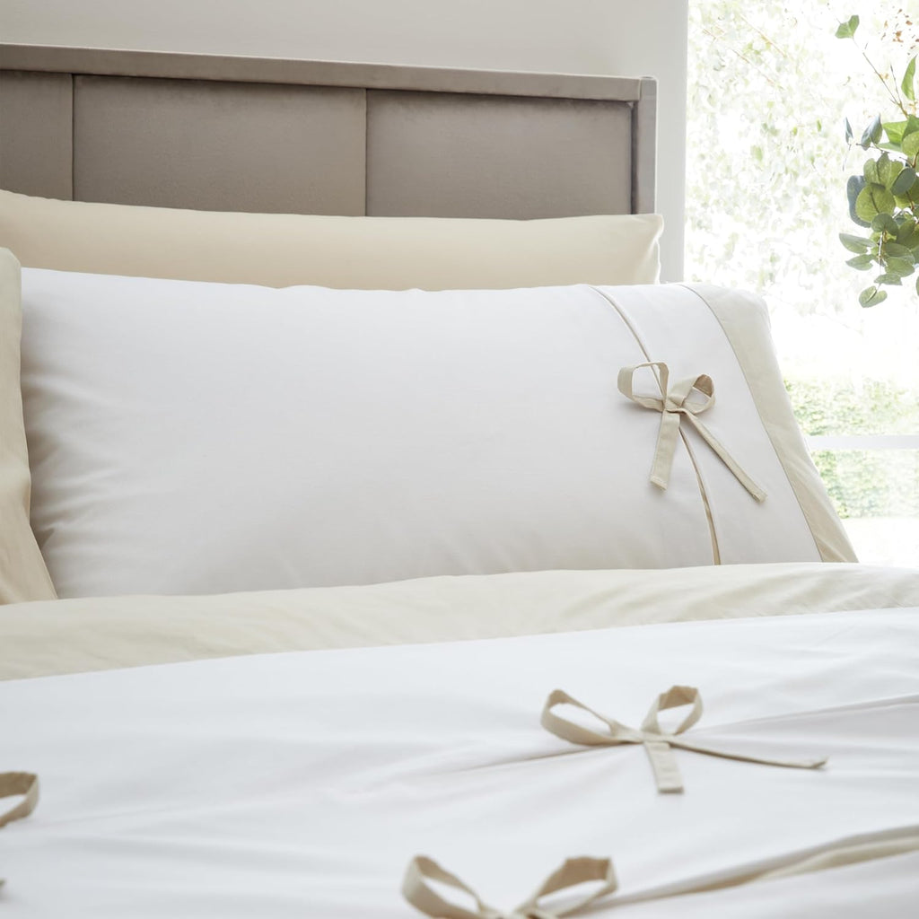 Milo Bow Double Duvet Cover Set with Pillowcases Natural