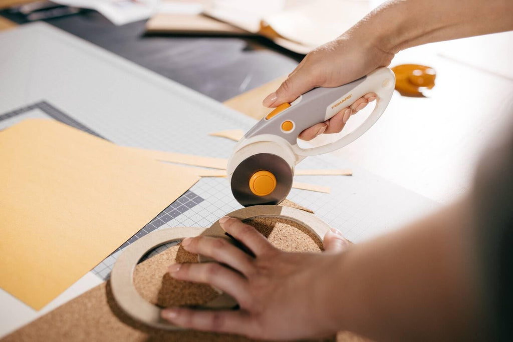 titanium rotary cutter, rotary blade with loop handle, right and left-handed, blade diameter: 60 mm, orange/white/grey, 1066040