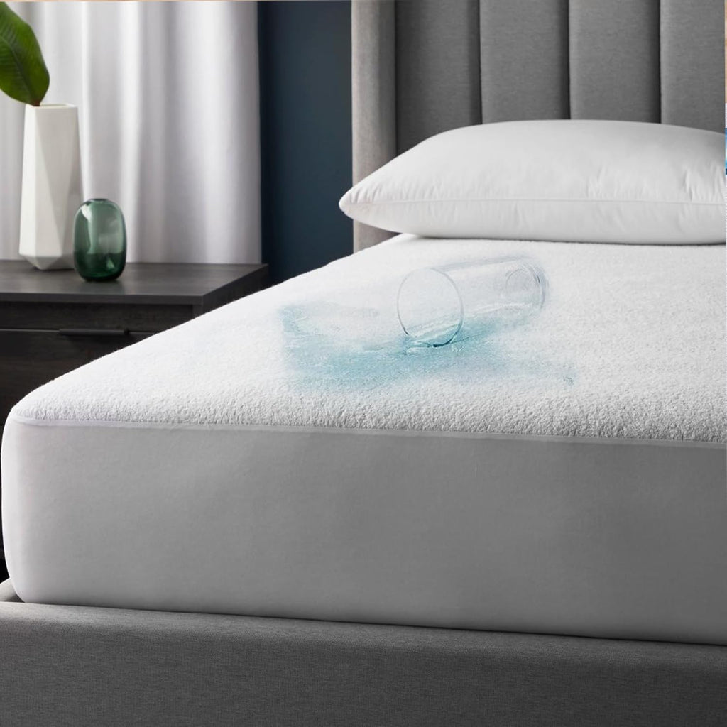 Waterproof Mattress Protector Double Bed with Deep 30cm Pocket- 100% Poly-Cotton with All around Elasticity Super Soft & Noiseless Hotel Quality Bed Topper (137 × 190) cm