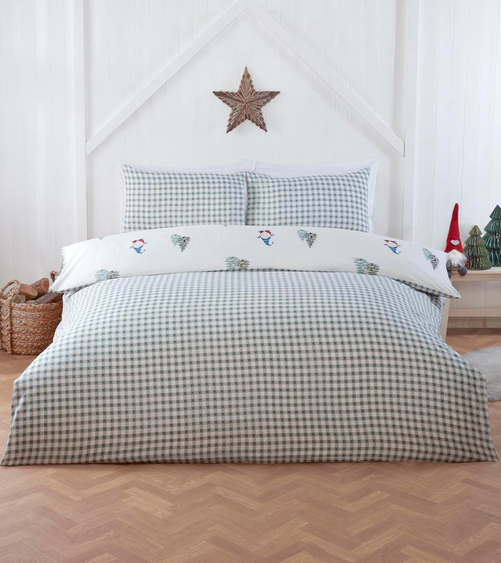 Rapport home Christmas Gonks Duvet Cover Set King - Festive Microfibre Bedding with Reversible Design, Soft & Easy Care for Winter Holiday Decor