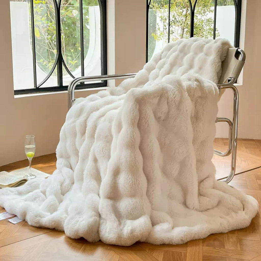 Faux Rabbit Fur Luxury Plush Sherpa Throw Blanket Reversible Fuzzy Warm Cozy Fluffy Fur Blanket for Bed Sofa Couch Home Decor (Cream, 130 * 150cm)