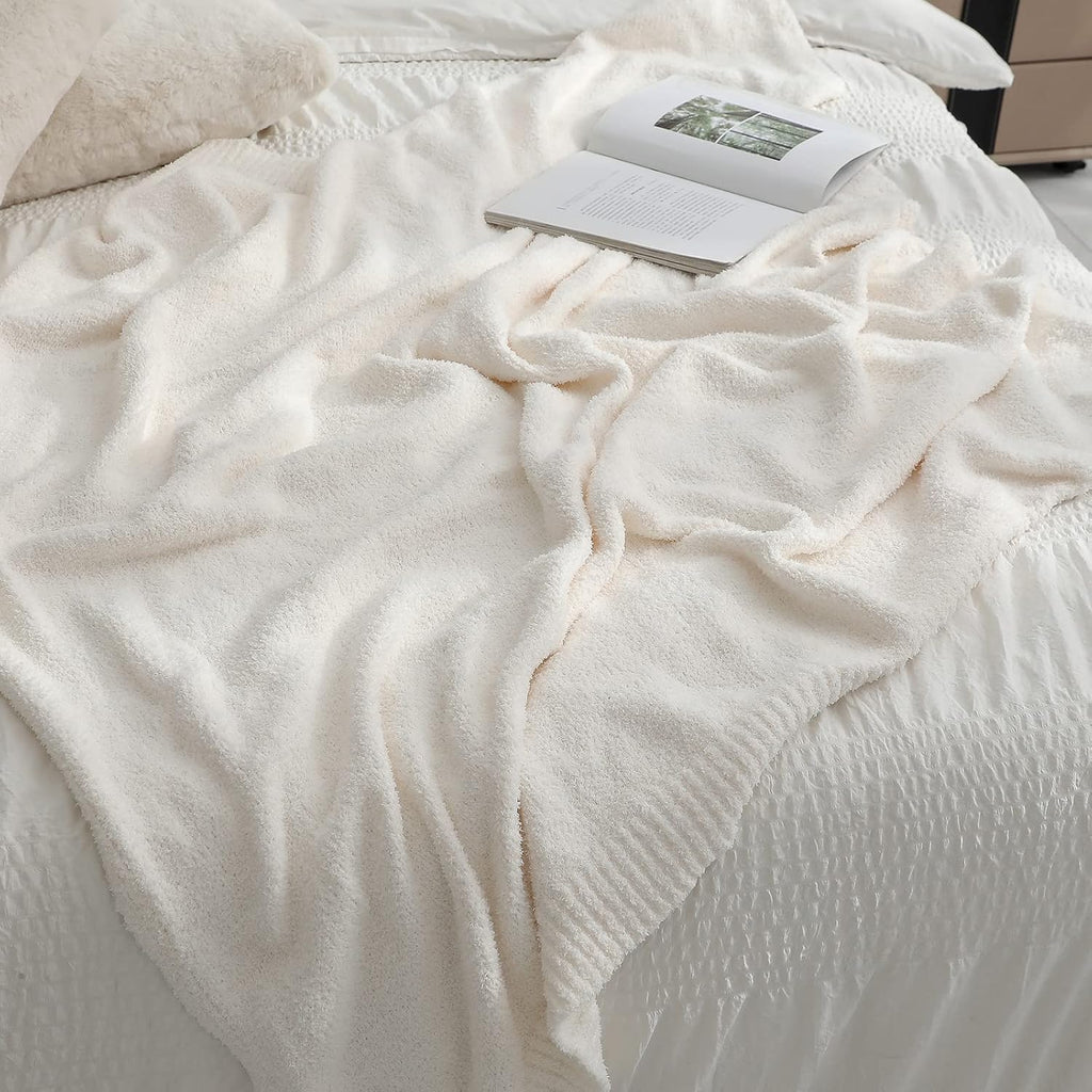 bearberry Super Soft Fluffy Throw Blanket Lightweight Cozy Warm Throw Blankets for Couch Bed Sofa All Season(Cream, 50”x60”)
