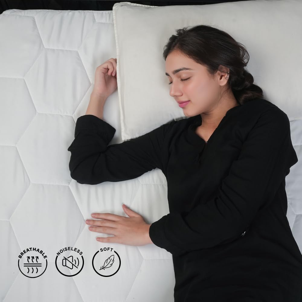 Quilted Waterproof Mattress Protector - Hypoallergenic & Breathable Premium Microfiber Single Mattress Protector Stretches up to 30cm (Single - 90x190cm)