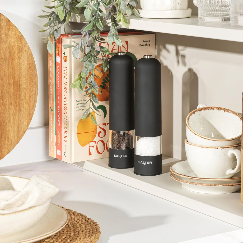 7524 BKXR Electric Salt & Pepper Grinder Set - Matt Black Soft-Touch, Push Button Operation, Battery Powered, Ceramic Mechanism, Adjustable Fine to Coarse Grind, 66g Sea Salt/30g Peppercorns