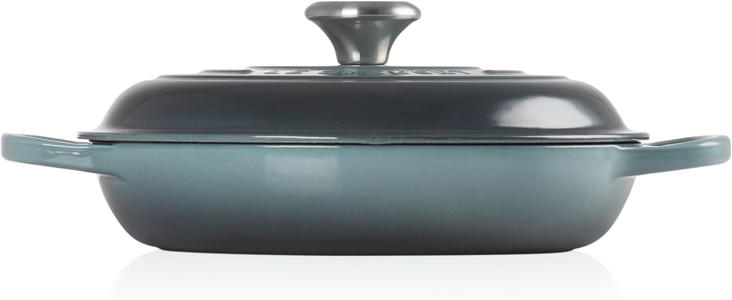 Signature 21180263602430 Enamelled Cast Iron Shallow Casserole Dish With Lid, 26 cm, 2.2 Litres, Ocean