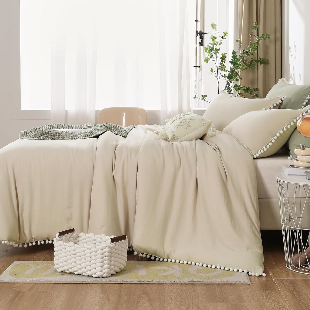 Beige and White Duvet Cover King Size Pom Pom Tassels Bedding Cover Soft Microfiber Bedding Set with Zipper Closure (220x230cm)