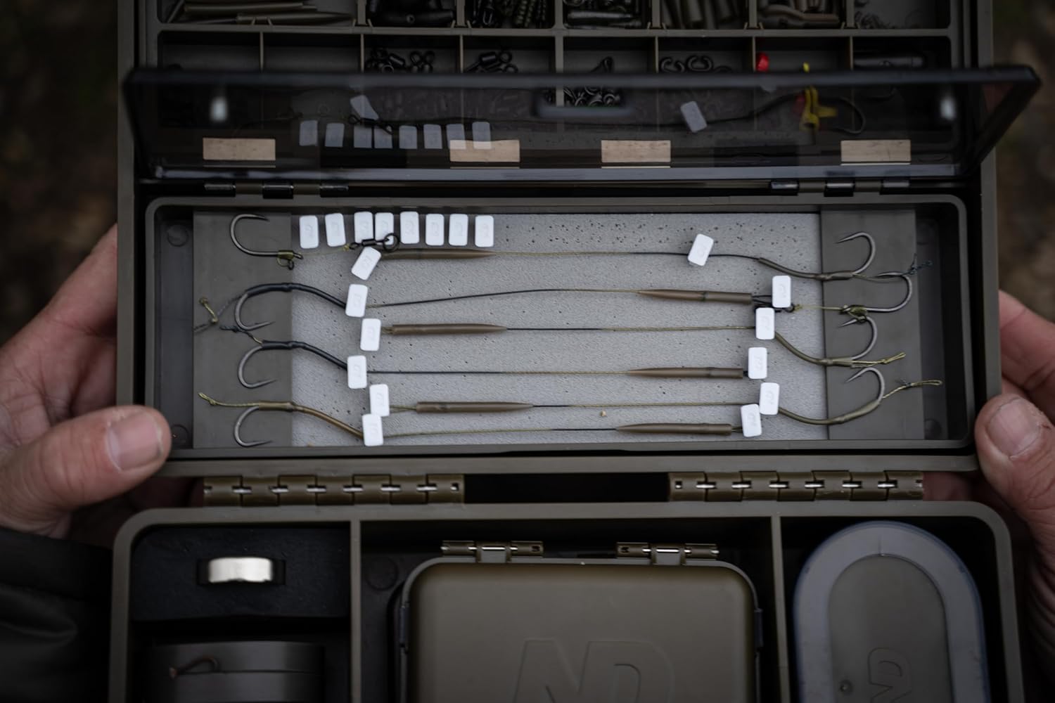 Tackle Box TB9 | 63 compartments | Magnetic latches | System Box with Rigboard, Leadersafe and much more.