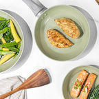 Earth 20cm Frying Pan – Healthy Ceramic Non-Stick Coating, PFAS-Free Induction Cookware, Small Aluminium Egg Pancake Cooking Skillet, Easy Clean, PFOA/PTFE-Free, Stay Cool Handle, Green