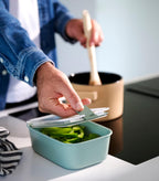 Mepal – Food container EasyClip – Food containers with lids - Clip closure - Suitable for the microwave, steam oven, refrigerator & freezer - Airtight & leakproof - 700 ml - Nordic black