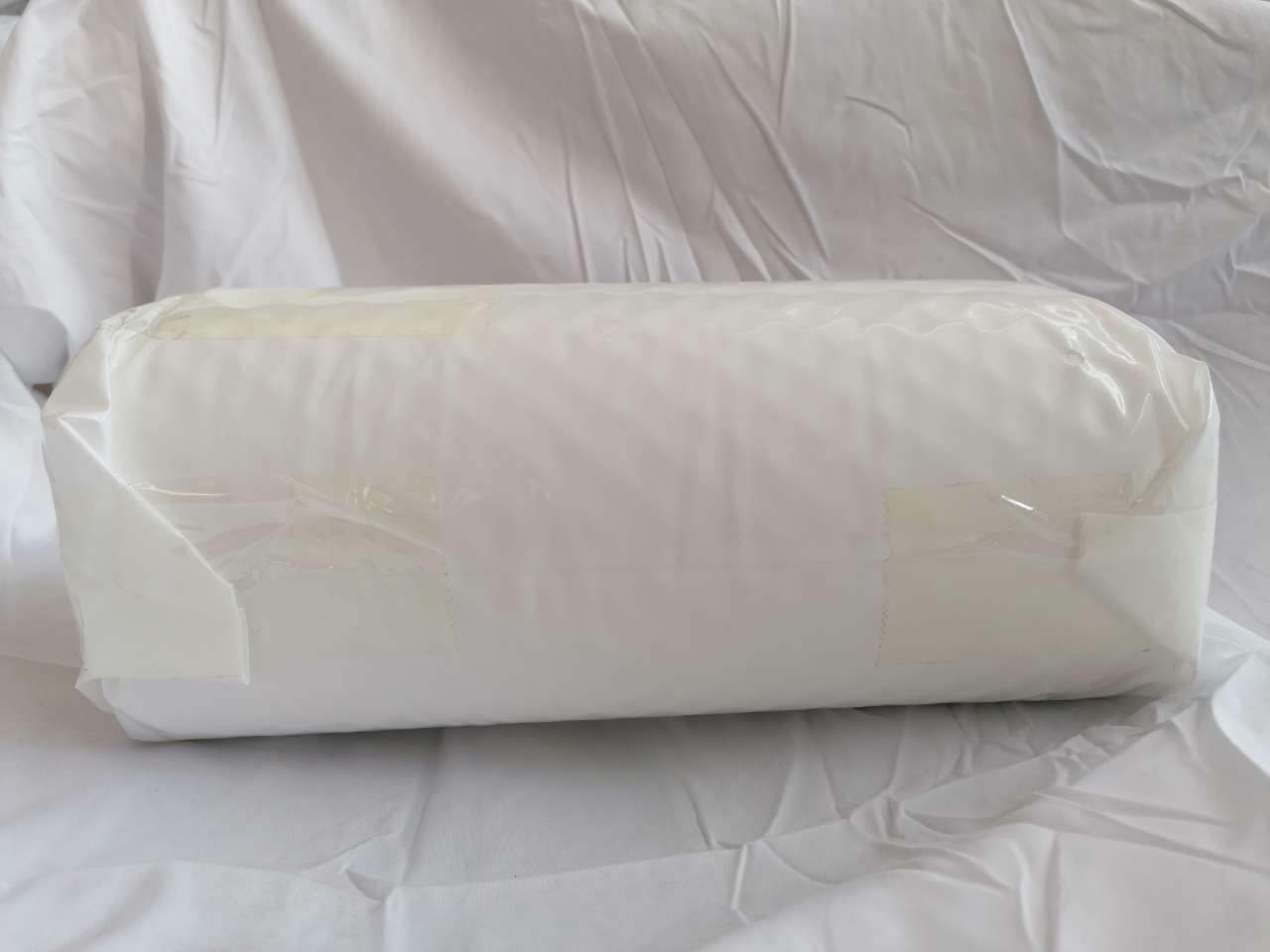Memory Foam Pillow Neck Support Pillows Orthopaedic Cervical Soft Deep Sleep for Side Sleepers and Back with Washable Cover 60 x 35 cm White