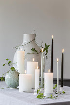® Tapered Candles, Made in Denmark, 42 Colours Available, Dripless & Smokeless Dinner Candles, Solid Candles Long Burning 15 Hours, Unscented Candle Gift Set, 4pcs. 2.2 x 35cm (Black)