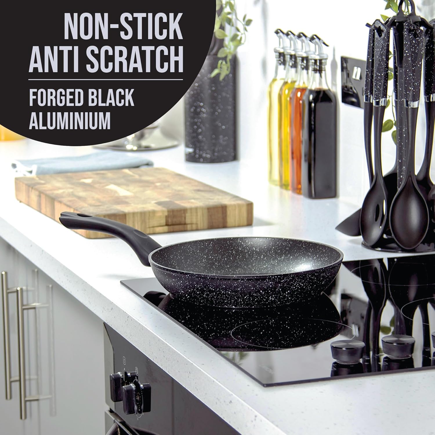 67090 Classic 26cm Frying Pan/Non-Stick Coating/Cool Touch Handle/Suitable for Induction, Electric and Gas Hobs/Black Colour