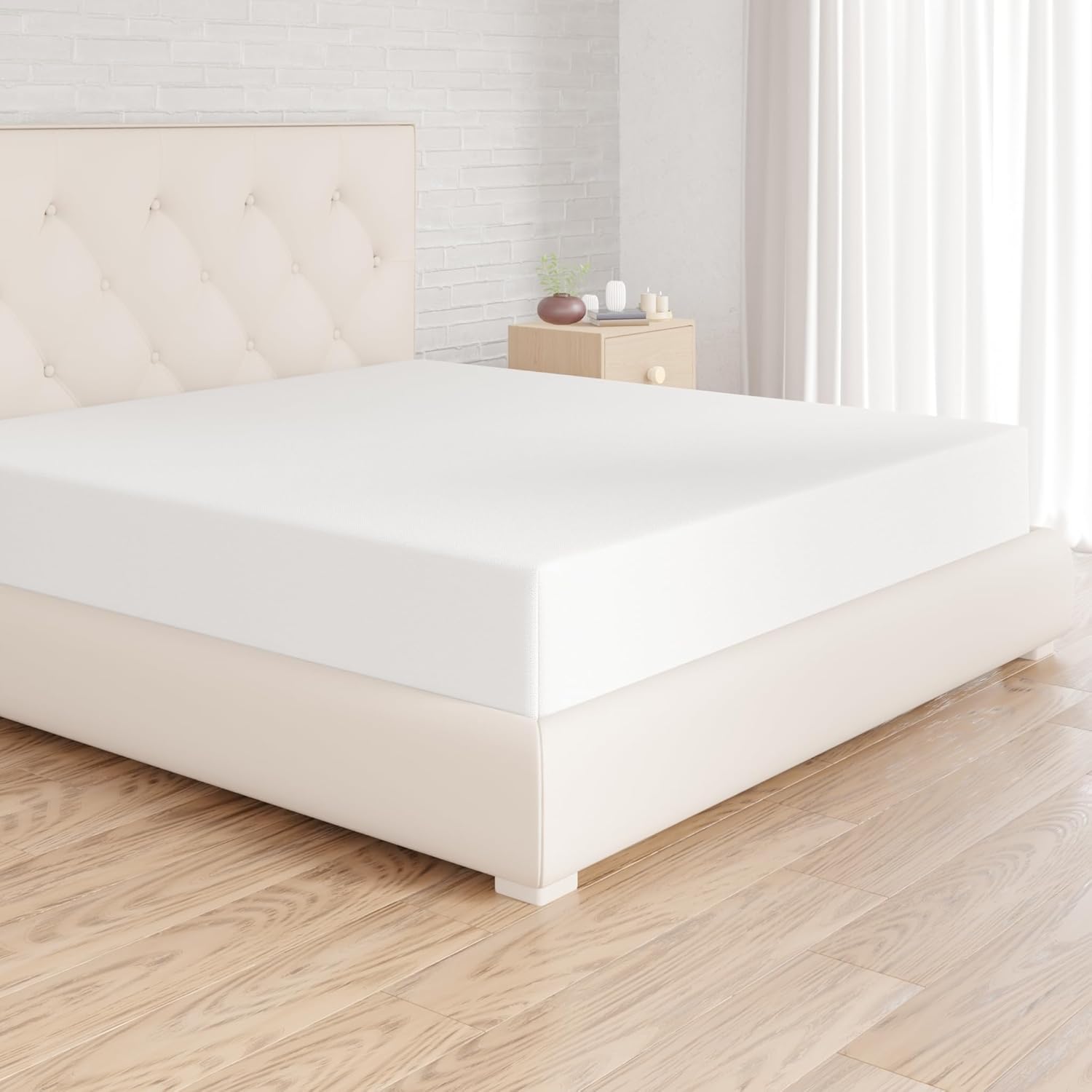 Bedding Soft Microfibre Super King Fitted Sheet with 12 inch (30 cm) Deep Pocket, 180 x 200 cm, White
