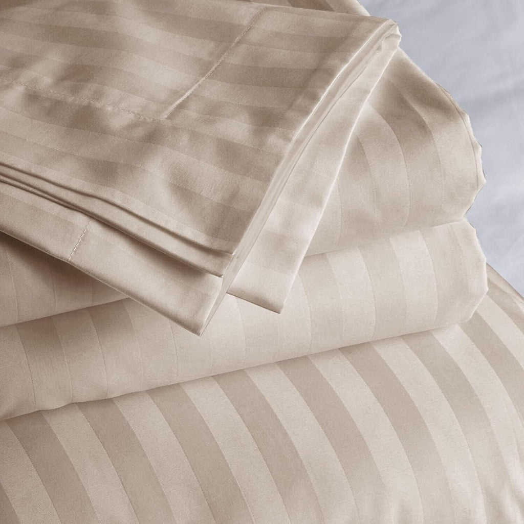 Imperial Rooms King Size Duvet Cover Sets Reversible Stripes Satin Bedding Set with Pillowcases Breathable Microfiber Duvet Covers (Beige 230x220 Cm)