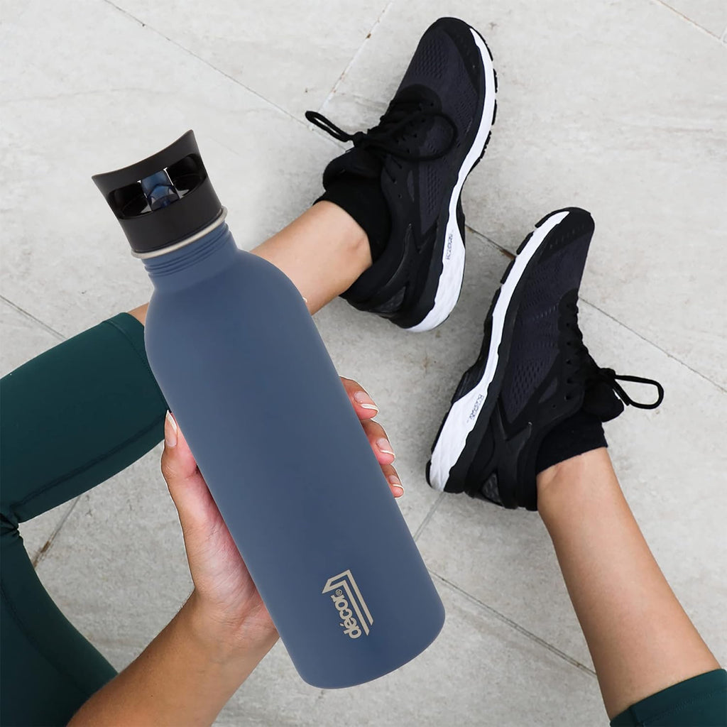 Snap n Seal 1L Stainless Steel Water Bottle with Straw, BPA Free - Leakproof Metal Flask with Carry Handle for School, Travel, Work & Gym - Ideal Drinking Bottle for Kids & Adults - Navy.