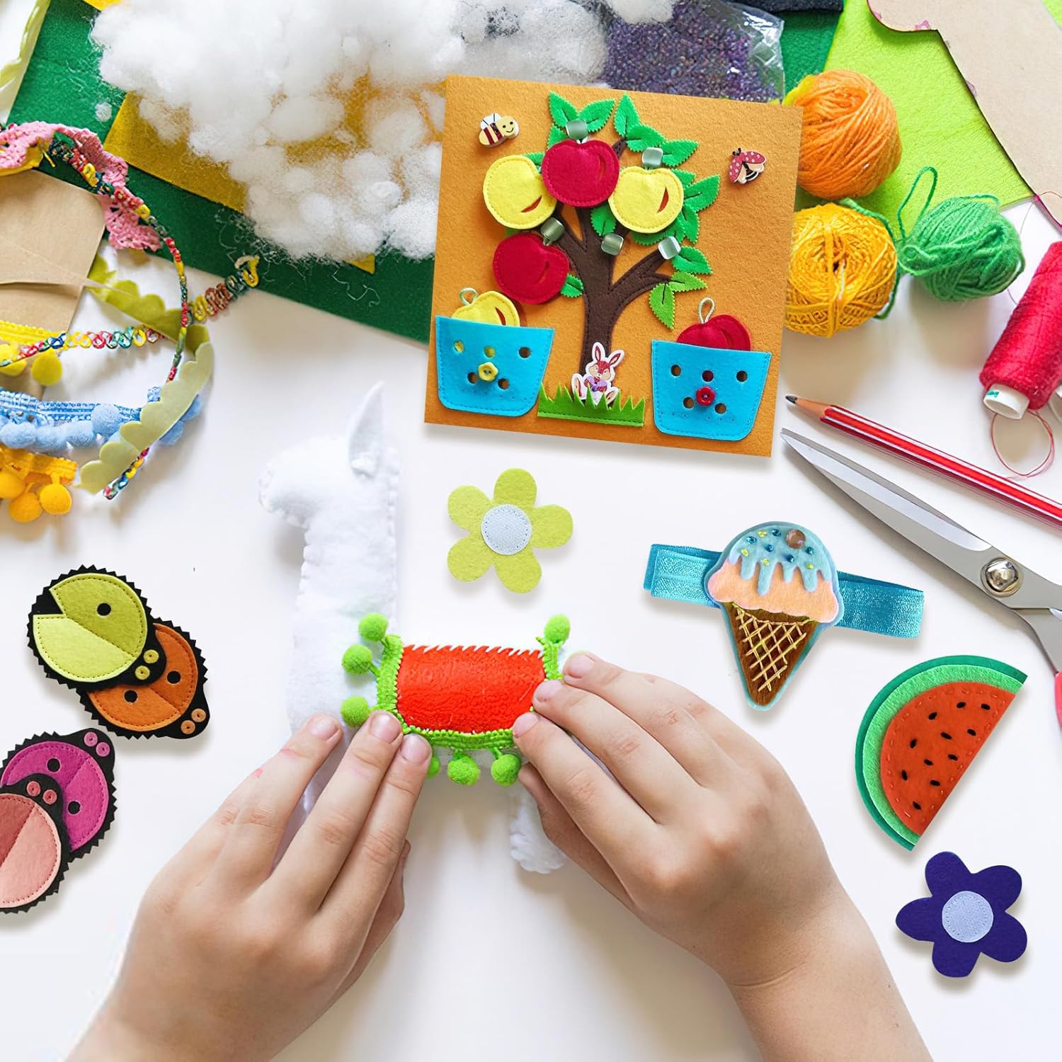 60pcs Felt Fabric Sheets, Coloured Felt, 40 Assorted Coloured 30 x 20 cm Felt Sheets Textile Fuzzy Fabrics DIY Craftwork