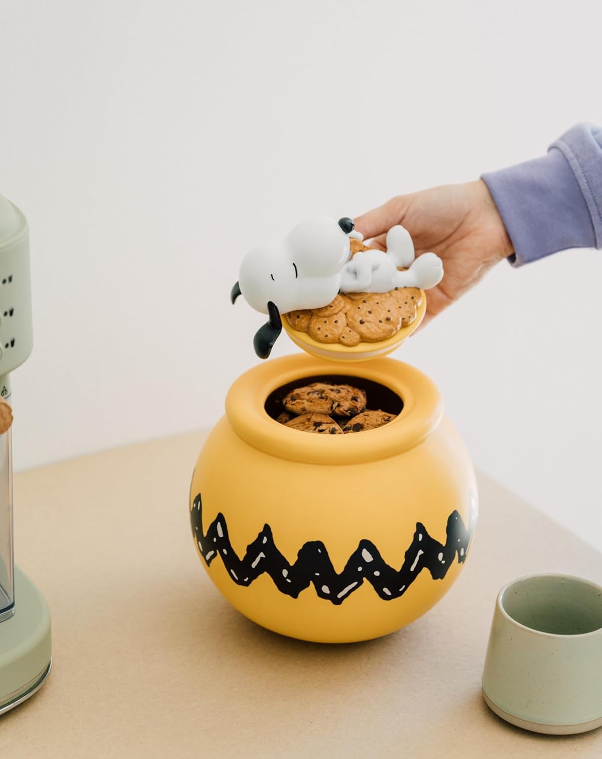 Biscuit Jar - Snoopy | Cookie Jar, Sweet Jars, Airtight Food Storage Container, Kitchen Decor | Peanuts Snoopy Gifts For Dog Lovers, Snoopy Merch