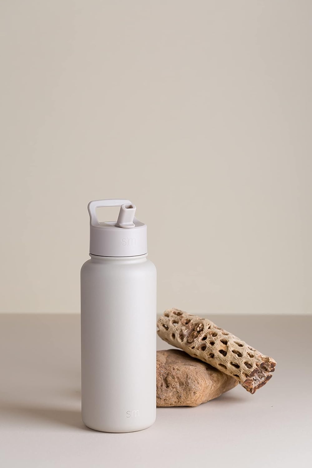 Simple Modern Water Bottle with Straw and Chug Lid | Insulated Stainless Steel Bottle for Sports Gym | Summit Collection | 950ml | Almond Birch