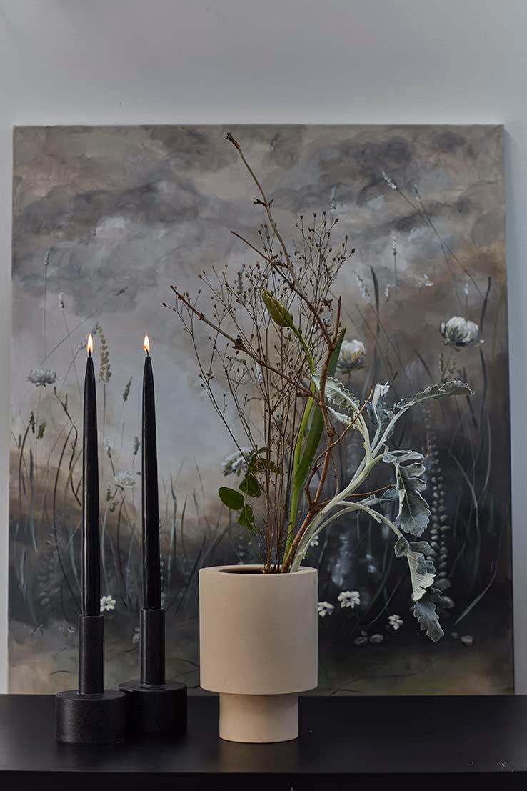 ® Tapered Candles, Made in Denmark, 42 Colours Available, Dripless & Smokeless Dinner Candles, Solid Candles Long Burning 15 Hours, Unscented Candle Gift Set, 4pcs. 2.2 x 35cm (Black)