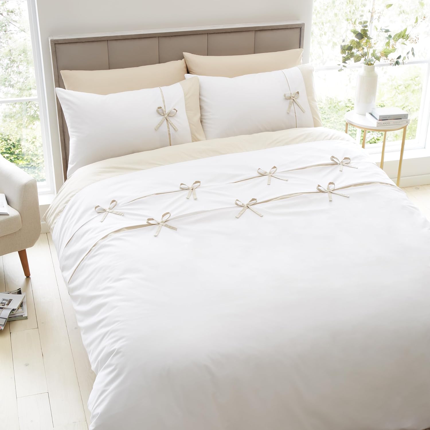 Milo Bow Double Duvet Cover Set with Pillowcases Natural Main image