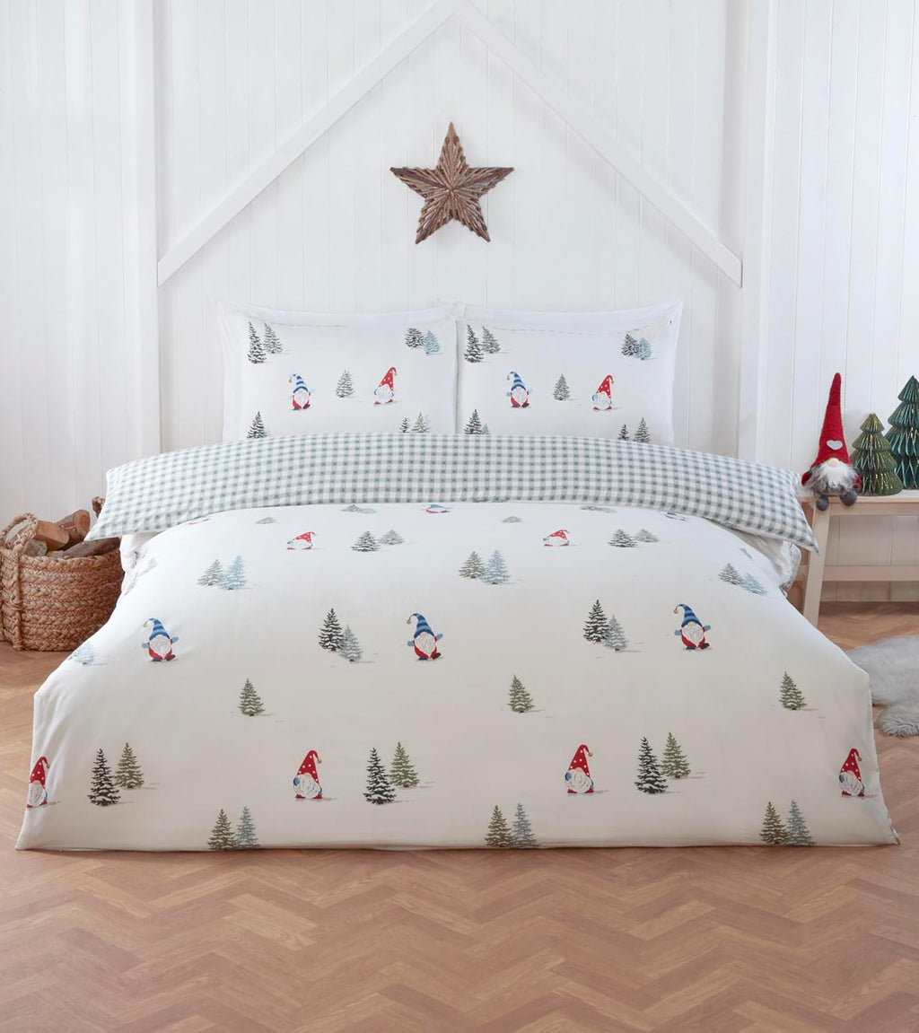 Rapport home Christmas Gonks Duvet Cover Set King - Festive Microfibre Bedding with Reversible Design, Soft & Easy Care for Winter Holiday Decor