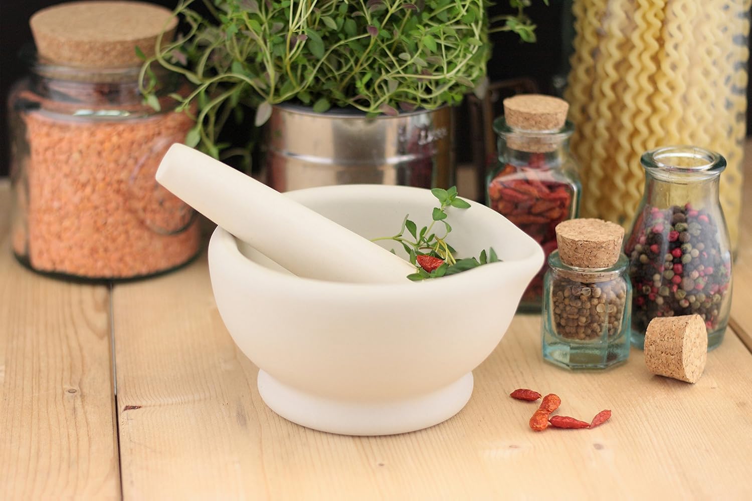 apollo THE HOUSEWARES BRAND Pestle and Mortar, Ceramic Spice and Herb Grinder, Great Gift Idea, Size: 12.5x12x7cm, White Secondary image