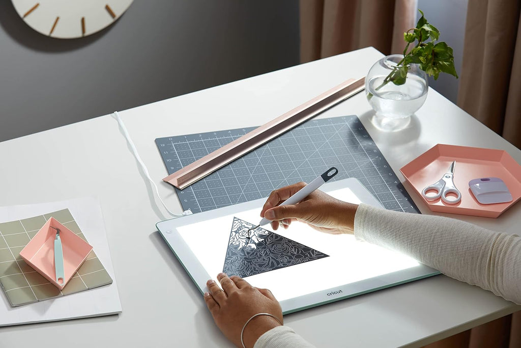BrightPad Go | 29.2 cm x 22.8 cm (11.5" x 9") | Cordless LED Light Box | 5 Brightness Settings, Up to 4200 Lux | for Drawing, Tracing, Paper Crafting, Weeding and More. | Indigo