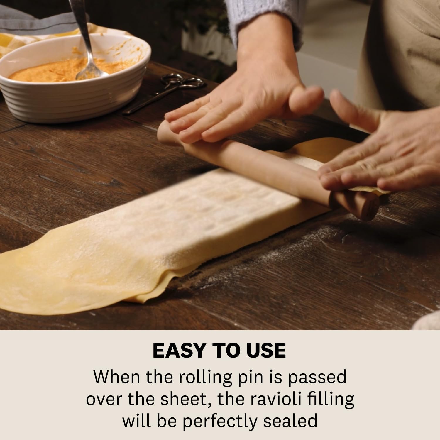 Ravioli Maker Press, Ravioli Machine, Homemade Ravioli Cutter, 50 mm Round Cut, Ample Filling Space, Wooden Rolling Pin Included, Made in Italy